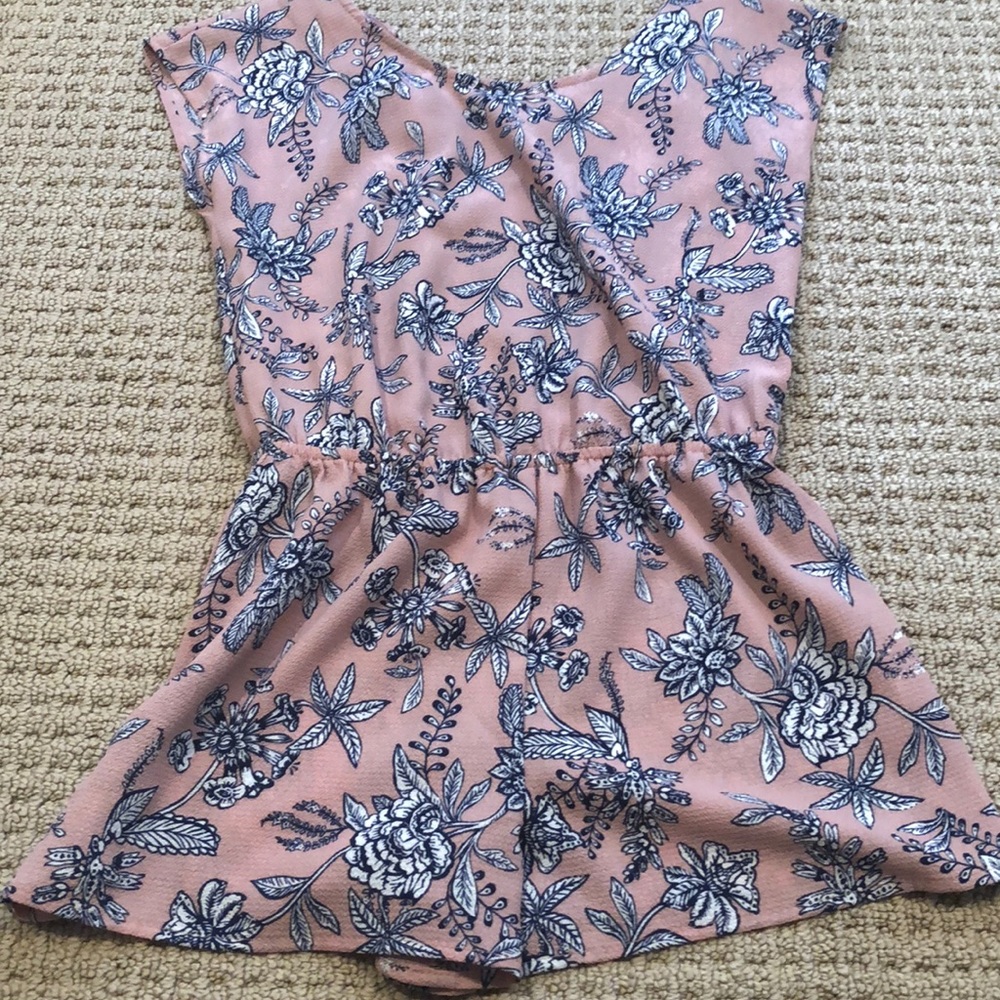 Nordstrom kids L romper